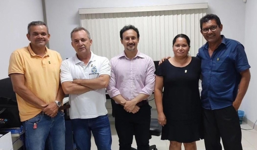 Presidente do SINDOJUS, Hugo Corrêa, visitou os Oficiais de Justiça da Comarca de Miracema do Tocantins.