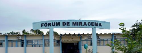 Presidente do SOJUSTO visita Oficiais de Justiça da calorosa Comarca de Miracema-TO.