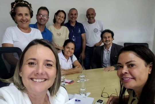 Representantes da ASTJ, do SINDOJUS TOCANTINS e do SINSJUSTO estiveram no Tribunal de Justiça em reunião com a diretora-geral, Ana Carina Souto.