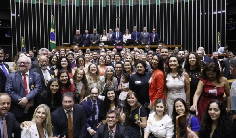SESSÃO SOLENE NA CÂMARA DOS DEPUTADOS EM HOMENAGEM AO DIA NACIONAL DO OFICIAL DE JUSTIÇA