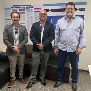 O presidente do SINDOJUS TOCANTINS, Hugo Corrêa, acompanhado do Oficial de Justiça Jesimar, estiveram reunidos com o diretor judiciário Wallson para agradecer por atender o pedido da entidade.