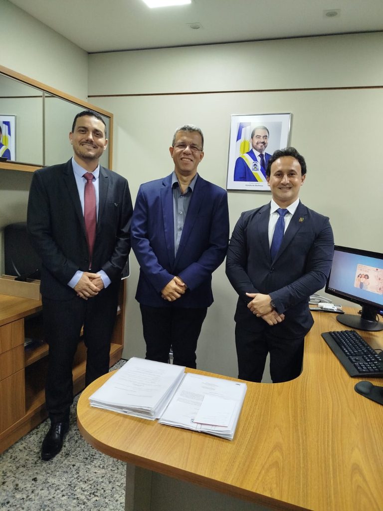 ASTJ e SINDOJUS protocolam solicitação de audiência na Casa Civil sobre a URV